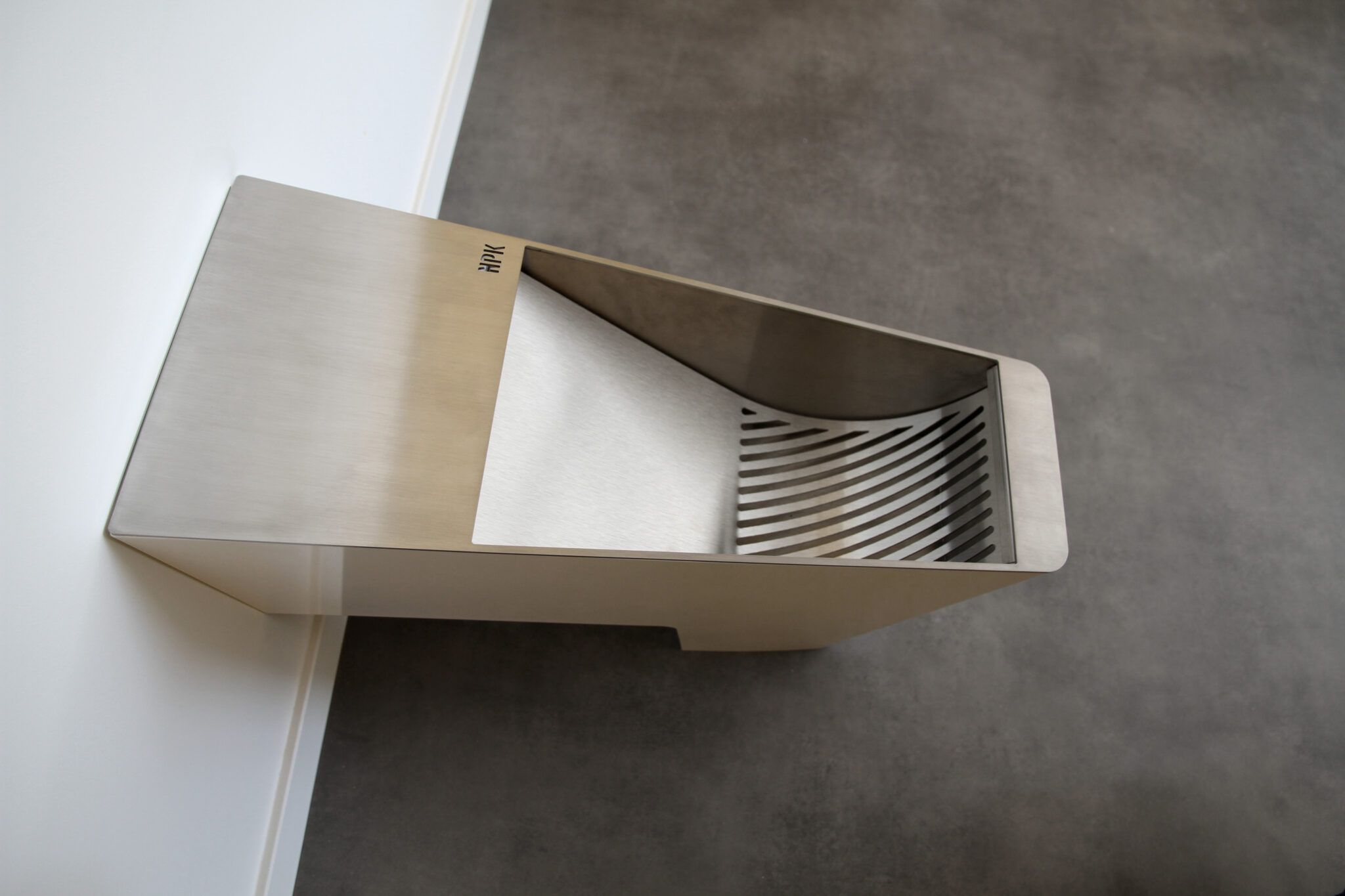 Waterless female urinal NPK / Ekovore