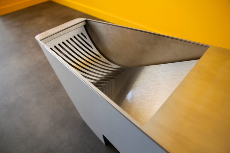 Waterless female urinal NPK / Ekovore