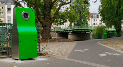 Photo of a BOB container installed on rue Sully in Nantes