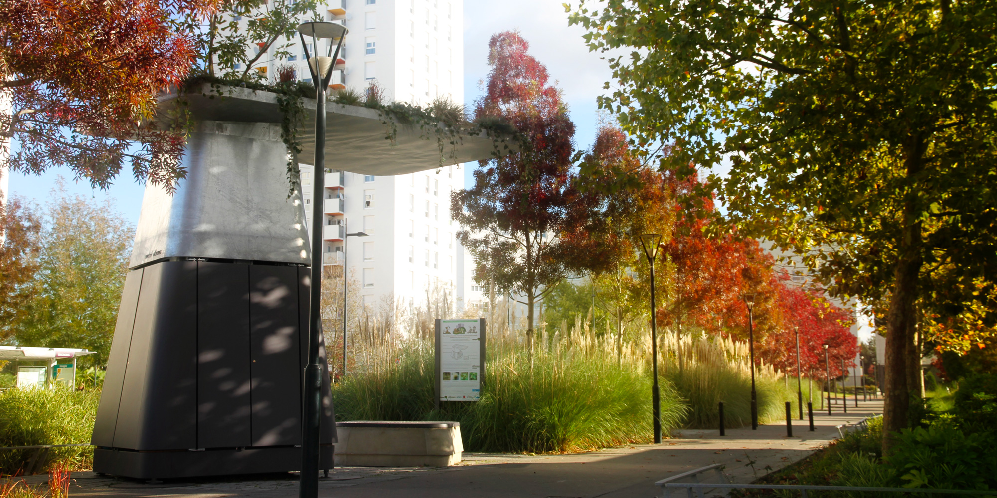 Composteur urbain collectif installé dans le quartier Malakoff à Nantes.